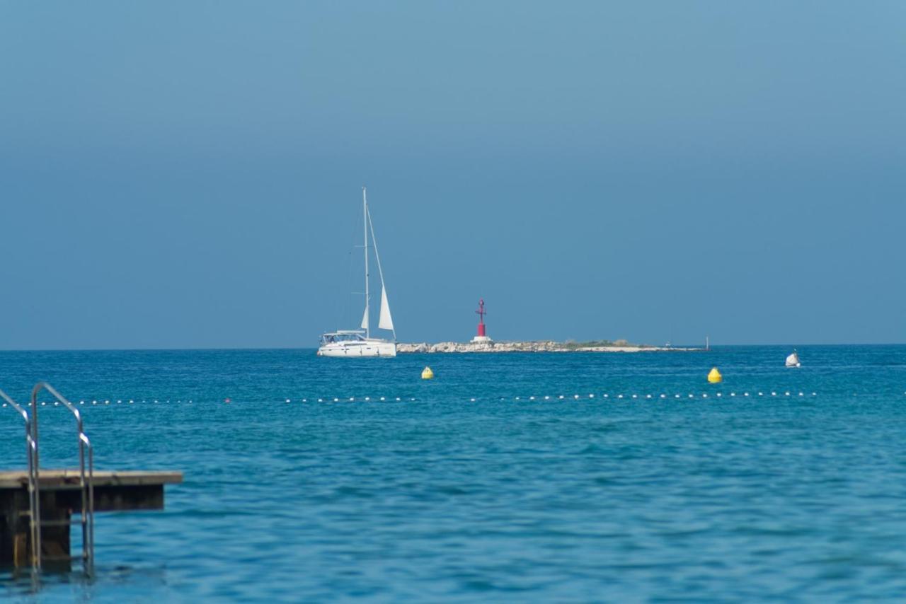 Apartment Nensi Porec Esterno foto